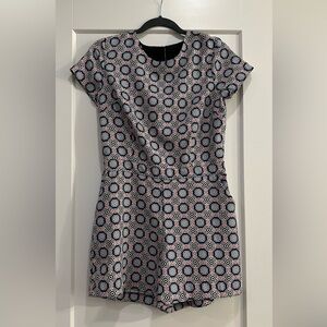 Geometric print short sleeve romper